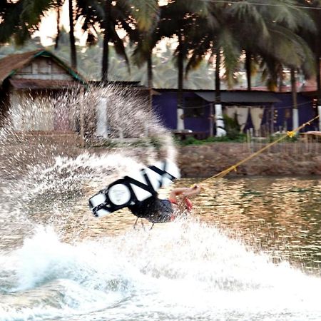 阿姆波尔 Wake Park Goa酒店 外观 照片